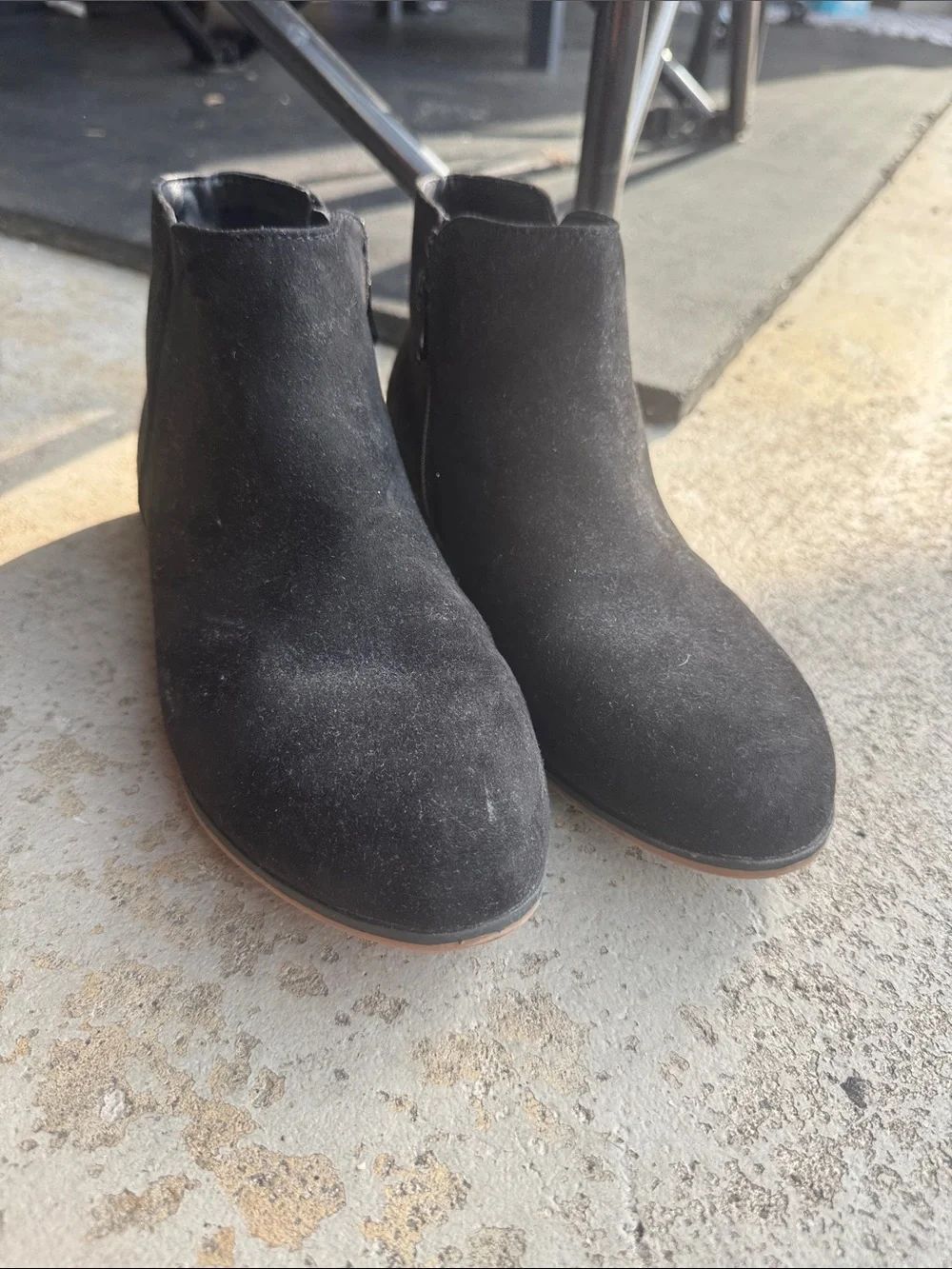Cat & Jack Girls Black Suede Ankle Boots